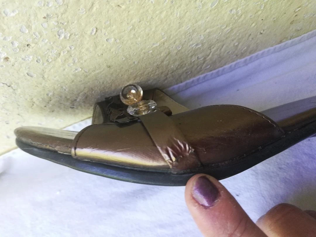 Mules cor Bronze de salto médio dourado tamanho 38 (imperfeições) – photo 15